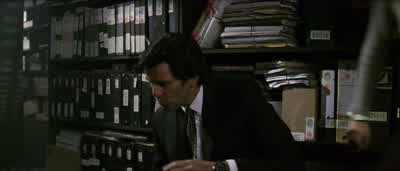 Spread out! - GoldenEye