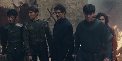 Spread out. - Medici: Masters of Florence