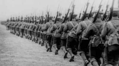 SPRINGER: World War I certainly
brought about the collapse - Origins: The Journey of Humankind