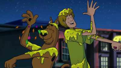 Sprinkle some happy little
wrapped candies, - Happy Halloween, Scooby-Doo!