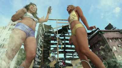Squash all the little
 animals. [laughs] - Giantess Attack vs. Mecha Fembot