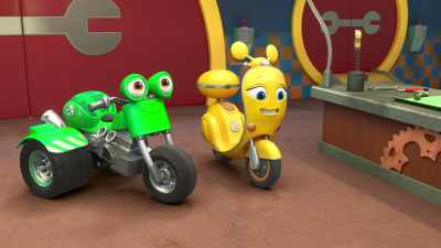 (squeaking) - Ricky Zoom