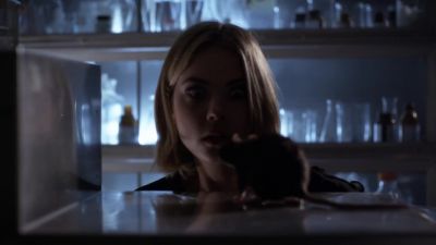 [squeaking] - Pretty Little Liars