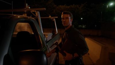 [squeaking] - Chicago Fire