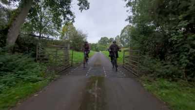 SQUEALING - Extraordinary Escapes with Sandi Toksvig