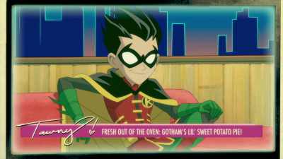 - [squeals] Oh!
- [audience exclaiming] - Harley Quinn