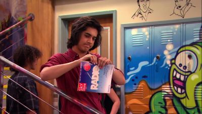 - [SQUEALS] - Victorious