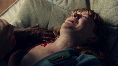 -[Squishing]
-[Gasps] - Fear the Walking Dead