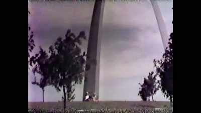 St. Louis, we had a day off,
so we did some sightseeing, - Shadow of a Wheel