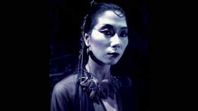 Stage one is the makeup,
cosmetic makeup and the costume. - Twisted Tale: The Unmaking of Spookies