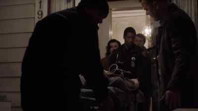 Stairs. Hold on.
Ready? - The Americans