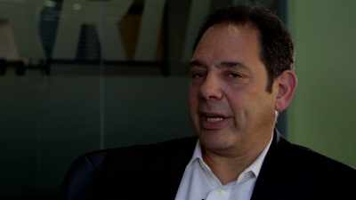 [STAMMERING] IT'S
HAMPERING INNOVATION - The Patent Scam