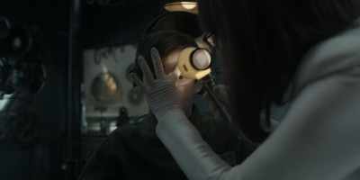 -[stammers] It's when--
-It's when a doctor speaks - A Series of Unfortunate Events