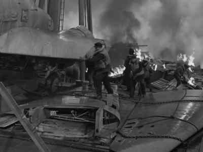 Stand by here to break out this fire hose! - Action in the North Atlantic