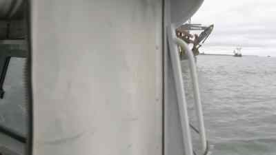 Stand by with the back. - Bering Sea Gold