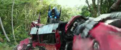 Stand down!
[mechanical whirring] - Transformers: Rise of the Beasts