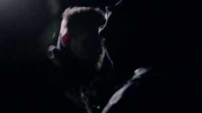 Stand still. Stand still!
Head down. Keep your head down. - Celebrity SAS: Who Dares Wins