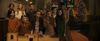 Stand up. Stand up.
I can't hear you guys - The Best Christmas Pageant Ever
