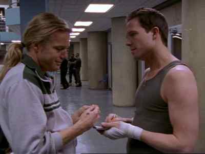 - Stanislofsky's
got a cell phone? - Oz