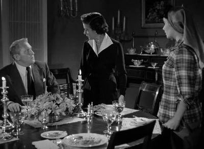 Stanley you don't have to shout Nobody's deaf - Father of the Bride