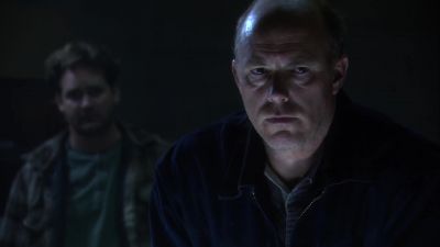 Stanley, get me every runner you can find. - Jericho