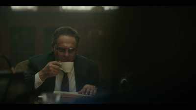 - Stanley, we need to know what's going on.
- Let him talk! - Painkiller