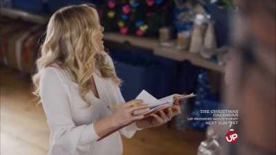 (STAPLE FIRING)
(GLASS BREAKING) - A Very Country Christmas