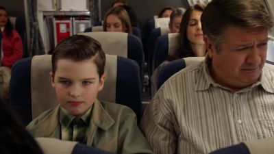 [Star Trektheme playing] - Young Sheldon