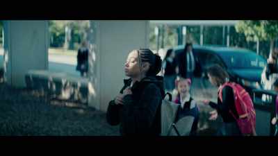 STARR:
Garden Heights is one world. - The Hate U Give