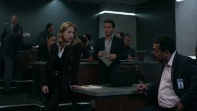 Start a huge fire, one that's
damn near impossible to put out. - The Rookie: Feds