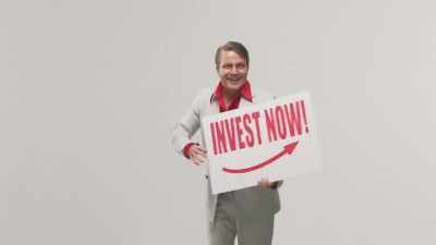 -: Started to use, then investors money to pay. - Inside the Mind of a Con Artist