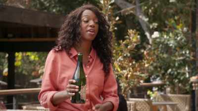 Starting off with refreshing
sparkling Cuvée Papou. - Grand Crew
