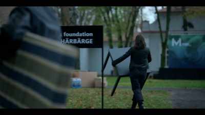 [STARTS ENGINE] - Young Wallander