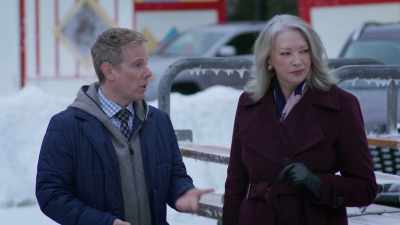 State and local governments set the rules,
but it's different everywhere. - Christmas at the Drive-In