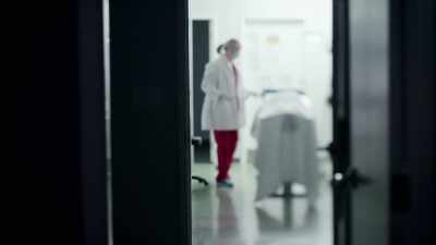 STATE MEDICAL EXAMINER
DR. DEBORAH RADISCH - An American Murder Mystery: The Staircase