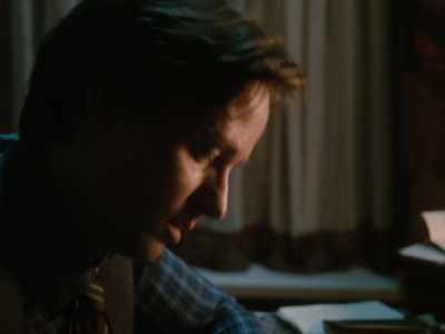 - "Stations came and went."
- "Stations came and went." - Fabian: Going to the Dogs