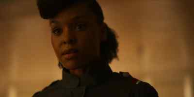Stay away from her. - Motherland: Fort Salem