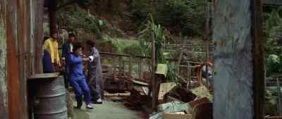 Stay back! - Enter the Dragon