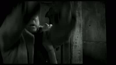 Stay back. - Van Helsing