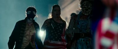 Stay back, stay back. - The Purge: Election Year
