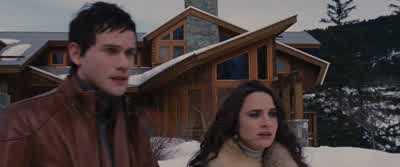 Stаy bасk! - The Twilight Saga: Breaking Dawn   Part 2