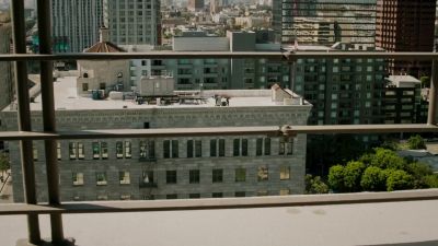                Stay down, Gunny. - NCIS: Los Angeles