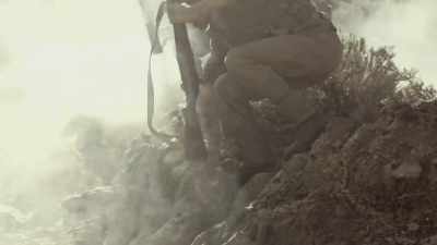Stay down, we're
gonna get you to safety! - Thousand Yard Stare