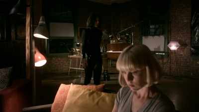 - Stay here, don't come out! - Don't Let Her In
