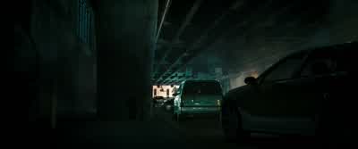 - Stay here, don't move. - Live Free or Die Hard