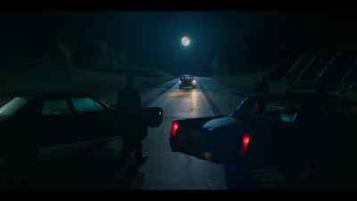 Stay in the car. - Fight Night: The Million Dollar Heist