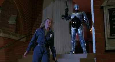 Stay right there. - RoboCop 3