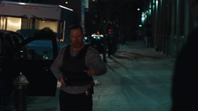Stay right there.
You wait for backup. - Blue Bloods