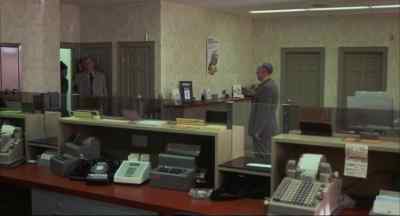 Stay right where you are.
Don't press no buttons. - The Friends of Eddie Coyle