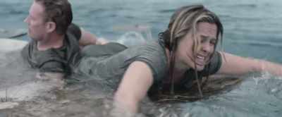 Stay still, baby. I'm gonna paddle. - The Requin